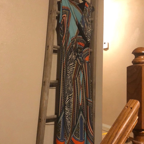 Kate and Mallory maxi dress - Picture 2 of 3